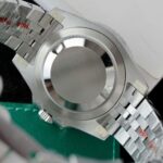 Rolex GMT-Master II 126729VTNR Copies Watch Green Dial Jubilee Strap 40mm - Image 9