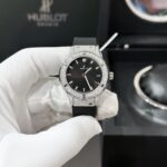 Hublot Replica 11 Watch Classic Fusion Women s With Moissanite Diamond Case 33mm - Image 2