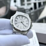 Patek Philippe Nautilus 5711 Rep 1:1 White Dial Luminous Markers Factory 3K 40mm - Image 4