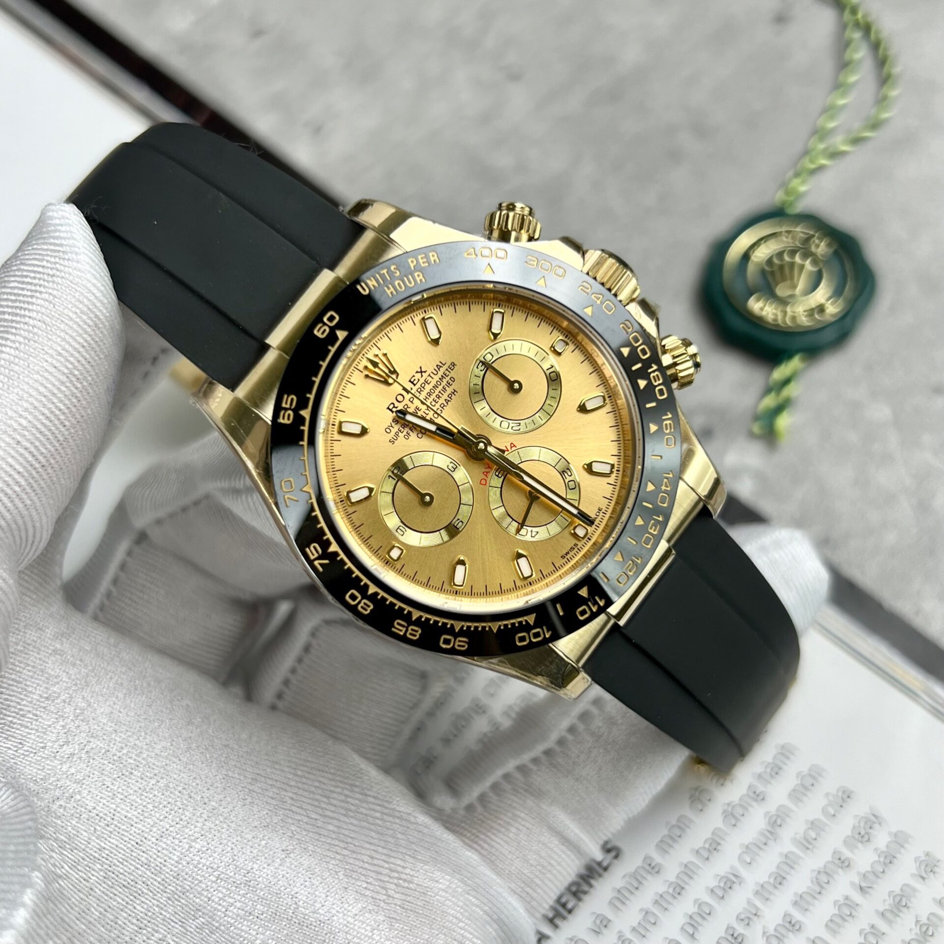 FFD53A88-DC52-4424-3EB2-11D32A0C656E.jpg Rolex Daytona 116518LN Replica 1:1 Watch Yellow Gold Dial BT Factory 40mm - Image 1